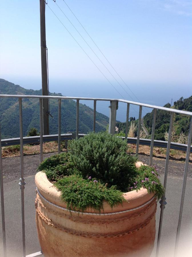 Affittacamereirosmarini Vernazza Buitenkant foto