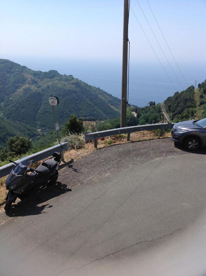 Affittacamereirosmarini Vernazza Buitenkant foto