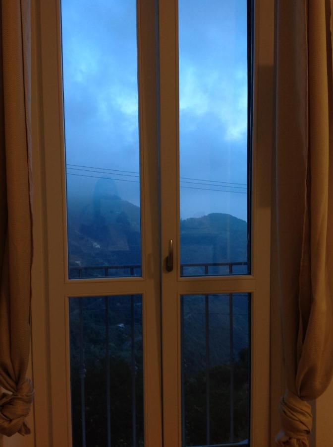 Affittacamereirosmarini Vernazza Buitenkant foto